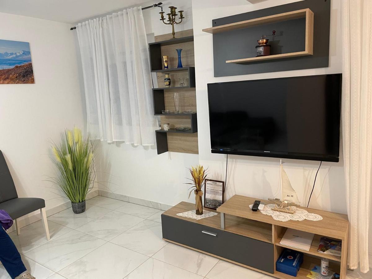 Pinezići Villa Mira ***** מראה חיצוני תמונה